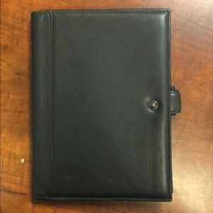 Tumi black leather padfolio